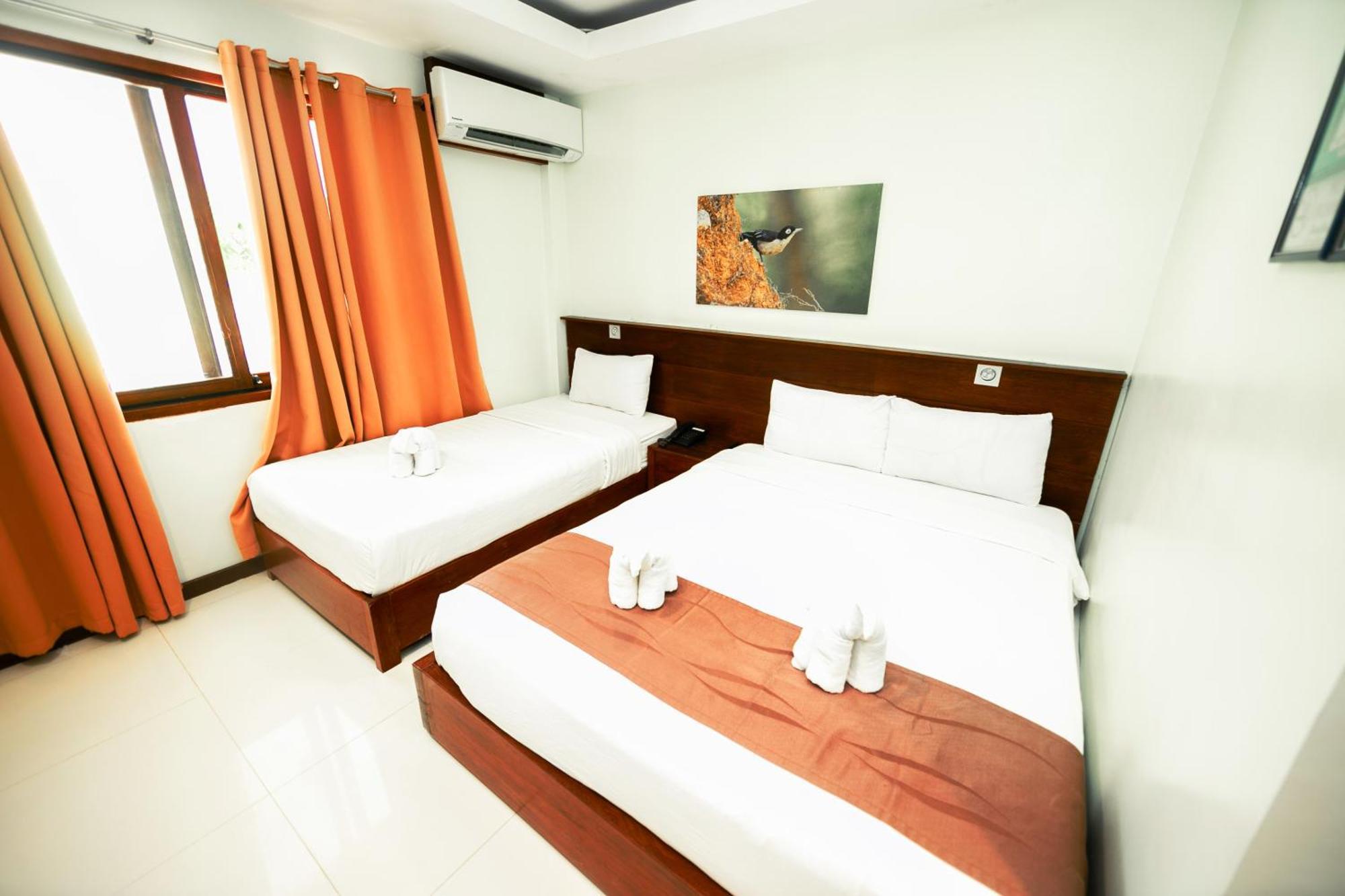 Marianne Hotel Puerto Princesa Bagian luar foto