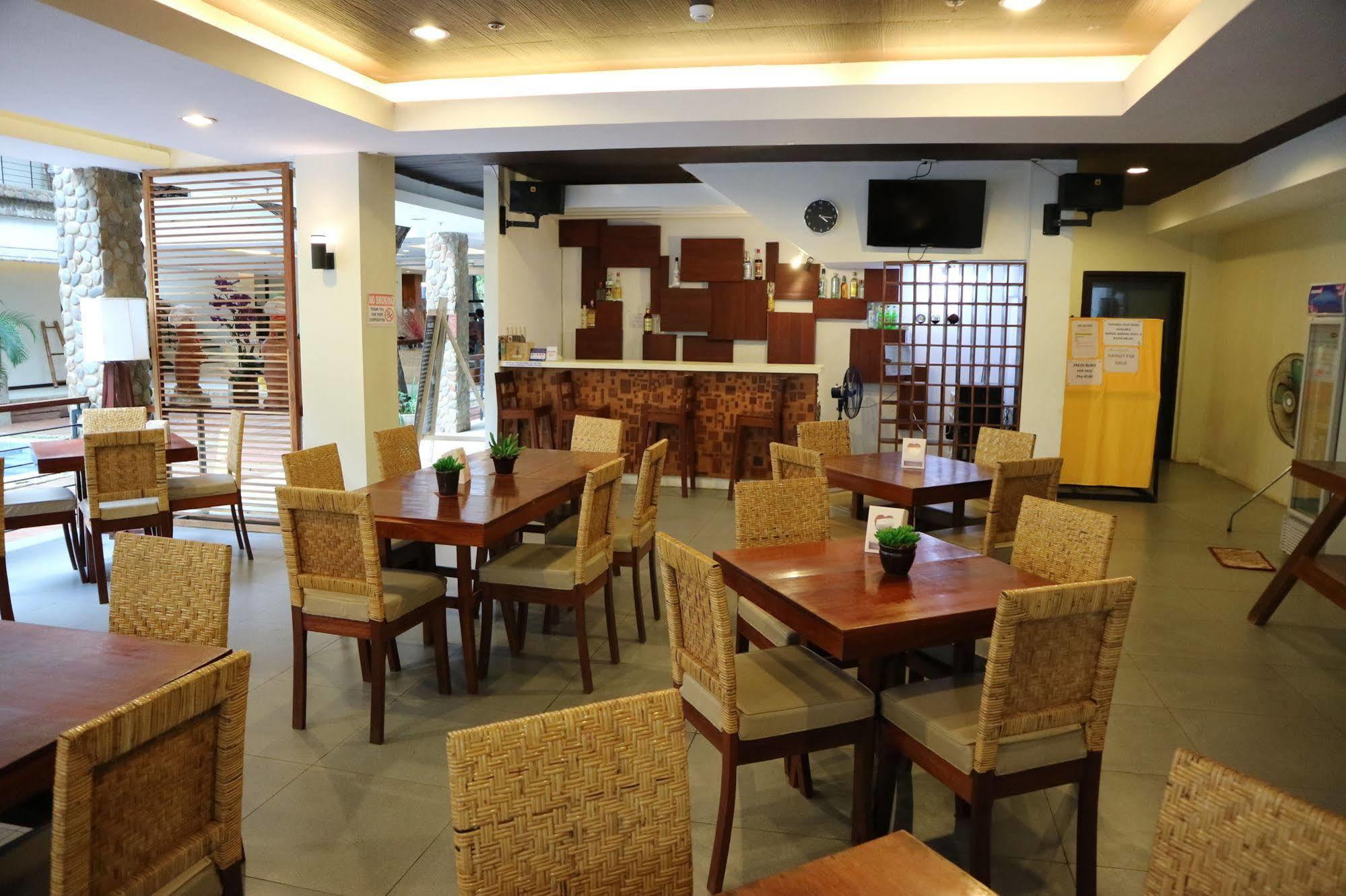 Marianne Hotel Puerto Princesa Bagian luar foto