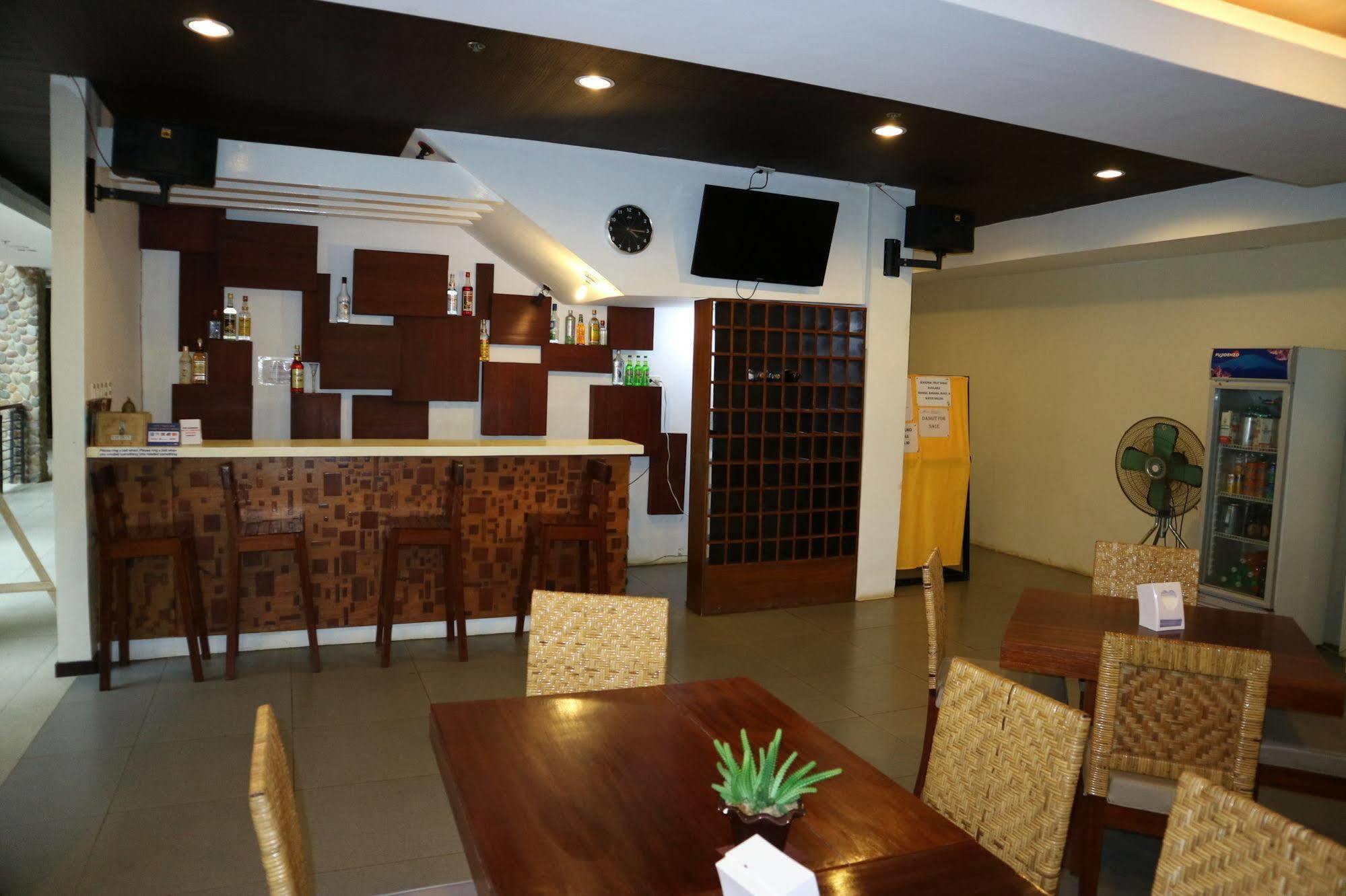 Marianne Hotel Puerto Princesa Bagian luar foto